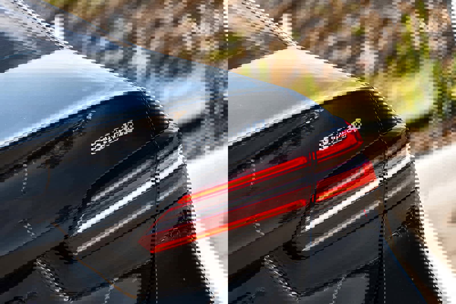 Used 2025 BMW i5 eDrive40i w/ Premium Package image 6