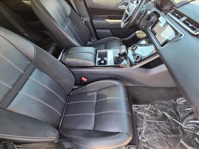 Used 2021 Land Rover Range Rover Velar R-Dynamic S image 21