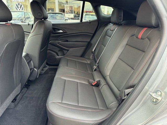 Used 2025 Chevrolet Trax RS w/ Driver Confidence Package image 10