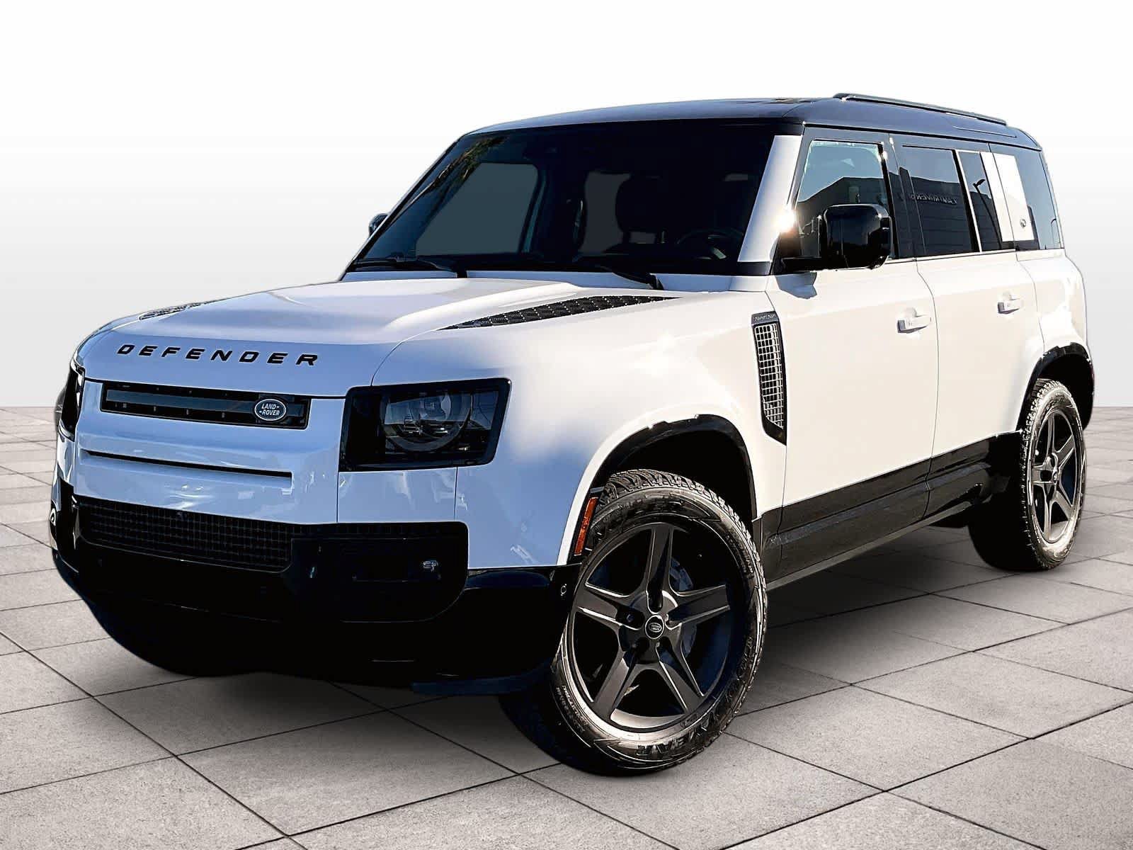 Used 2024 Land Rover Defender 110 X-Dynamic SE AWD/4WD image 1