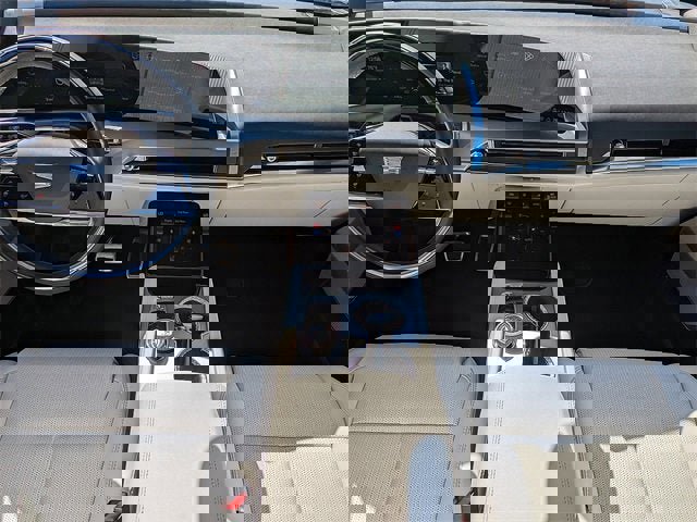 New 2026 Cadillac Vistiq Sport w/ LPO, Floor Liner Package image 16