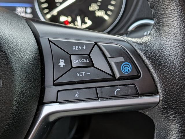 Used 2020 Nissan Rogue SL FWD image 19