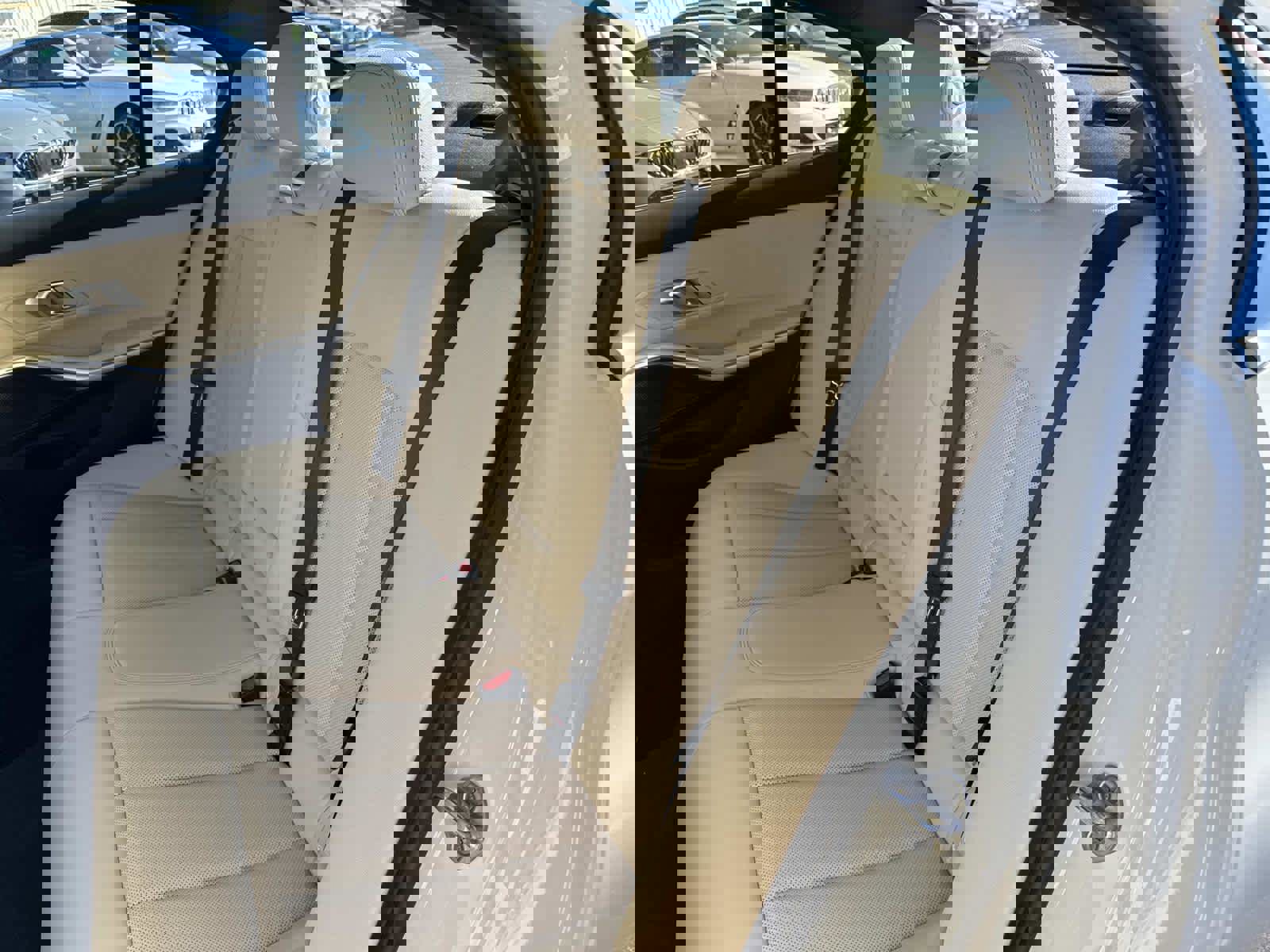 New 2026 BMW 330i Sedan w/ Premium Package image 12