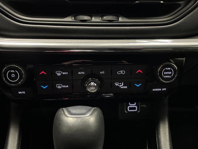 Used 2024 Jeep Compass Limited w/ High Altitude Package image 19