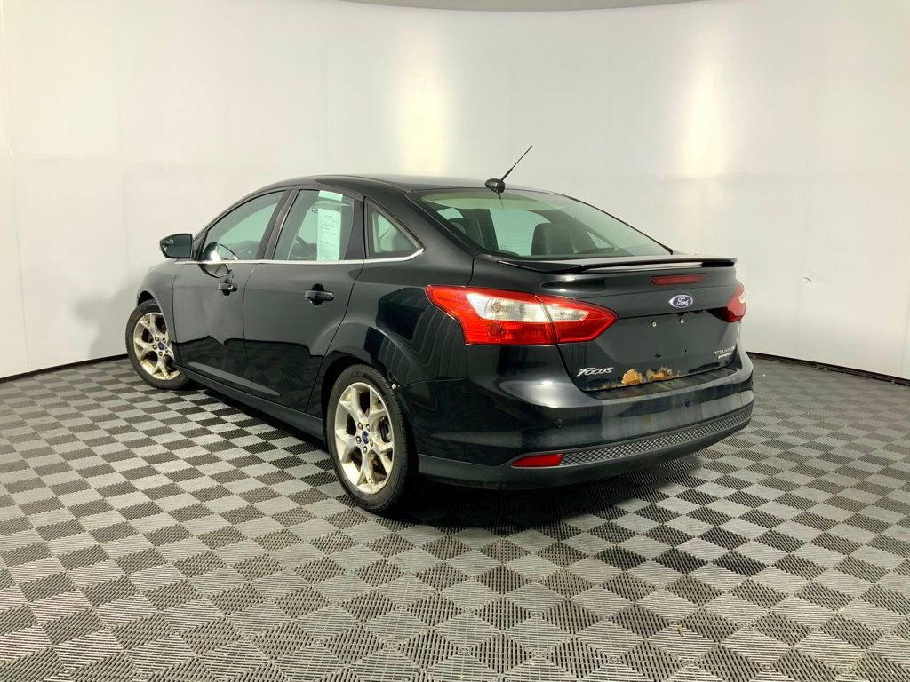 Used 2014 Ford Focus Titanium FWD image 7