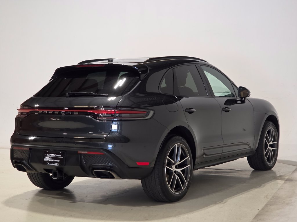 Certified 2026 Porsche Macan AWD/4WD image 8