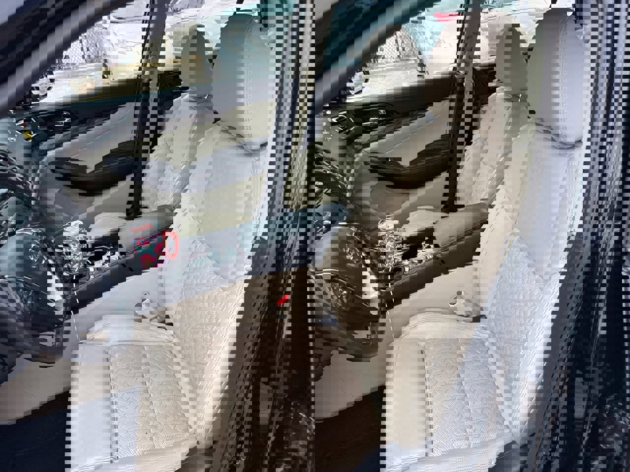 Used 2017 Nissan Maxima Platinum image 9