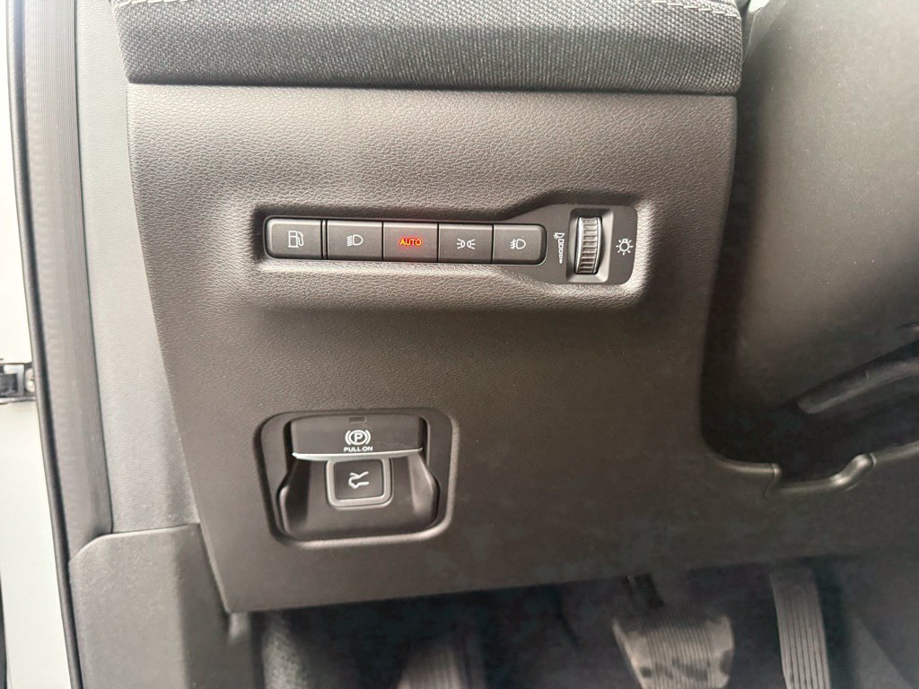 New 2026 Jeep Cherokee Laredo AWD/4WD image 14