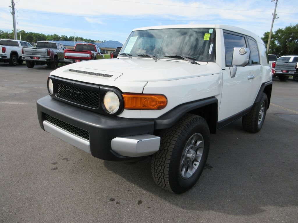 Used 2011 Toyota FJ Cruiser 4WD w/ Convenience Pkg image 11