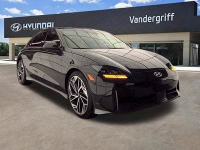 Used 2023 Hyundai Ioniq 6 Limited RWD image 4