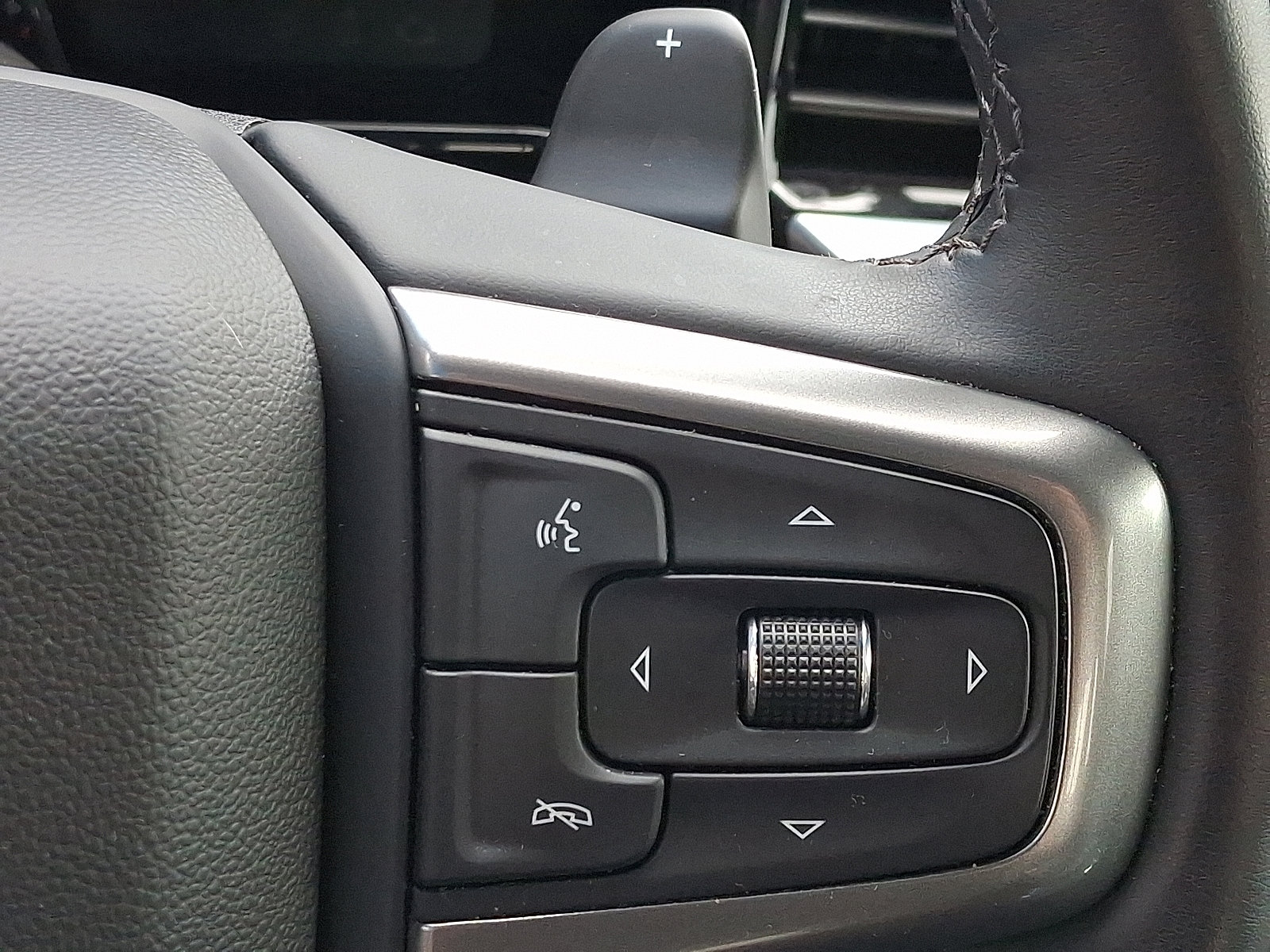 Used 2025 Chevrolet Silverado 1500 LT Trail Boss w/ LT Trail Boss Premium Package image 24