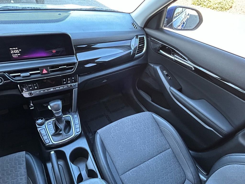 Used 2024 Kia Seltos X-Line image 9