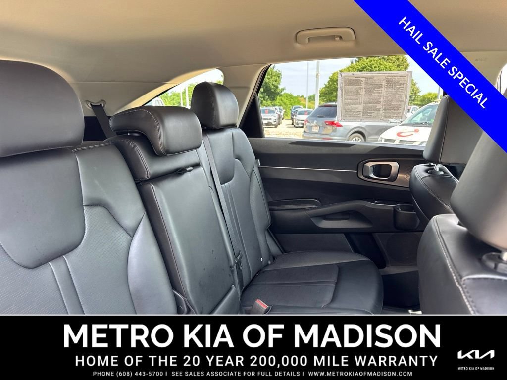 Used 2025 Kia Sorento S AWD/4WD image 48