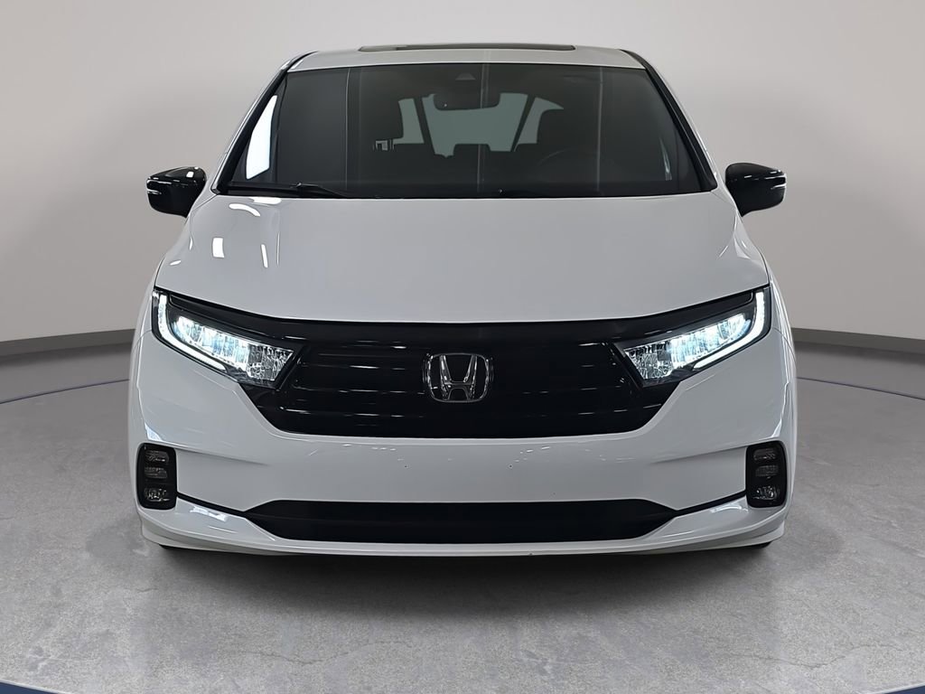 Used 2023 Honda Odyssey Sport image 3