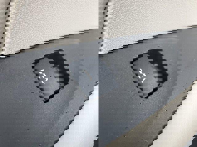 Used 2022 Buick Envision Avenir w/ Technology Package II image 12