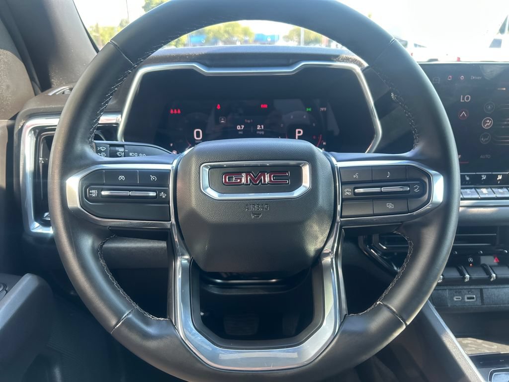 Used 2024 GMC Canyon Elevation w/ Elevation Premium Package AWD/4WD image 17