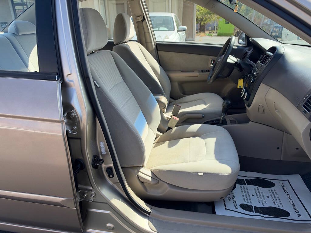 Used 2007 Kia Spectra EX FWD image 10