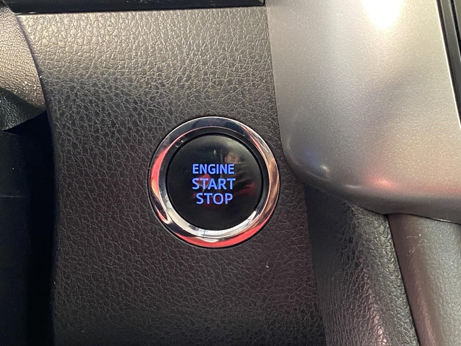 Used 2017 Toyota Highlander XLE AWD/4WD image 28