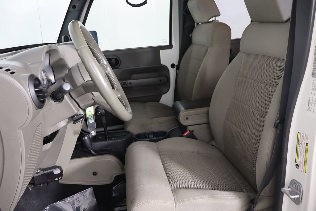 Used 2008 Jeep Wrangler Unlimited Rubicon w/ PWR Convenience Group image 11