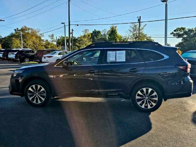 Used 2025 Subaru Outback Limited w/ Popular Package #2 AWD/4WD image 13