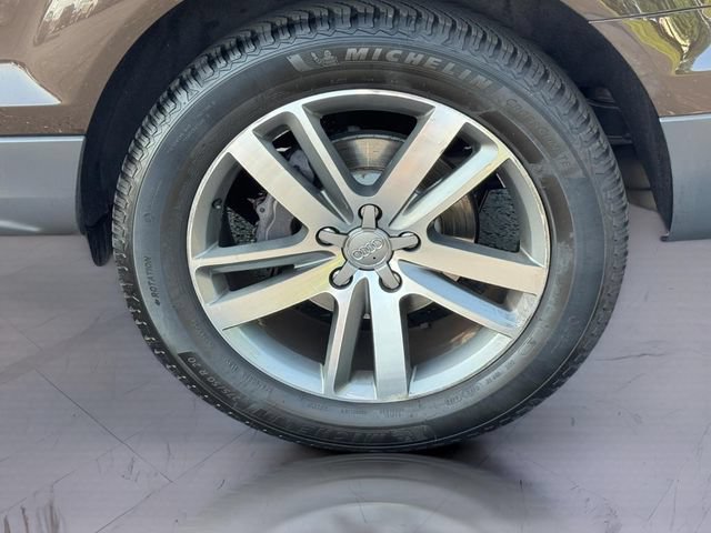 Used 2011 Audi Q7 3.0T Premium Plus AWD/4WD image 6
