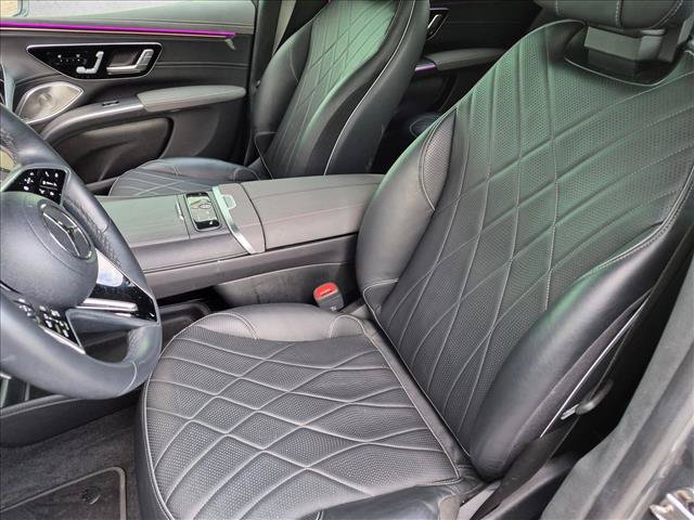 Used 2023 Mercedes-Benz EQS 580 4MATIC SUV image 14