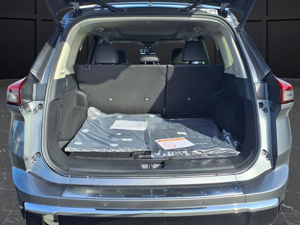 New 2026 Nissan Rogue Platinum w/ Platinum Premium Package image 5