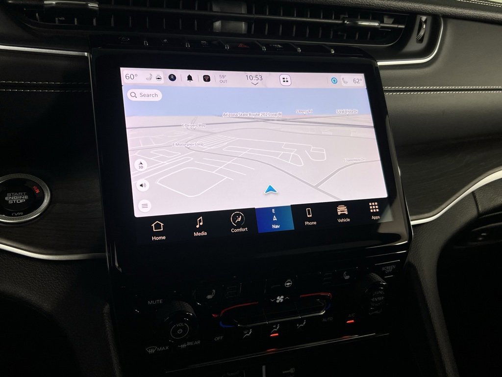 Used 2023 Jeep Grand Cherokee Limited image 16