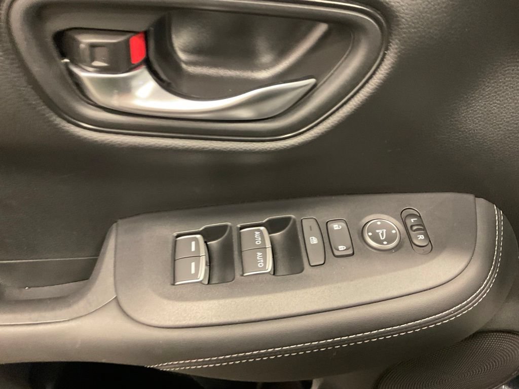 Used 2024 Honda HR-V EX-L image 16