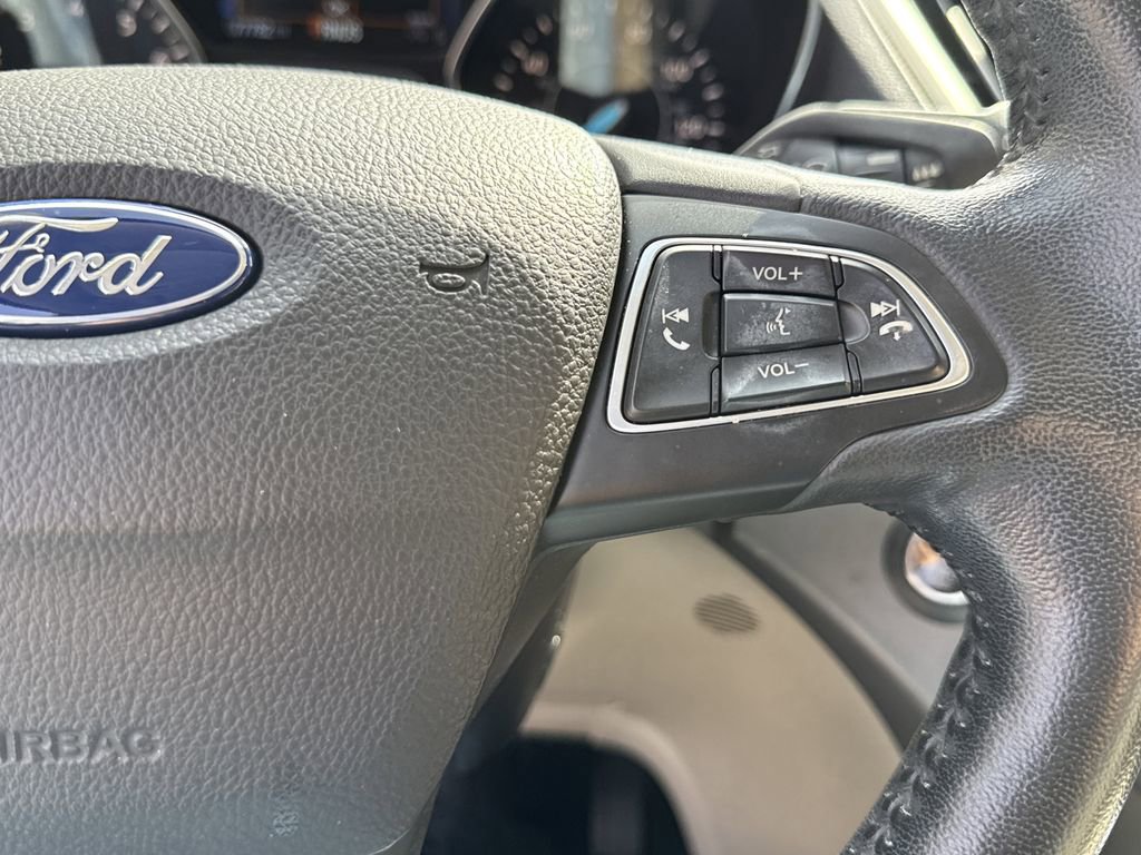 Used 2019 Ford Escape SEL image 22