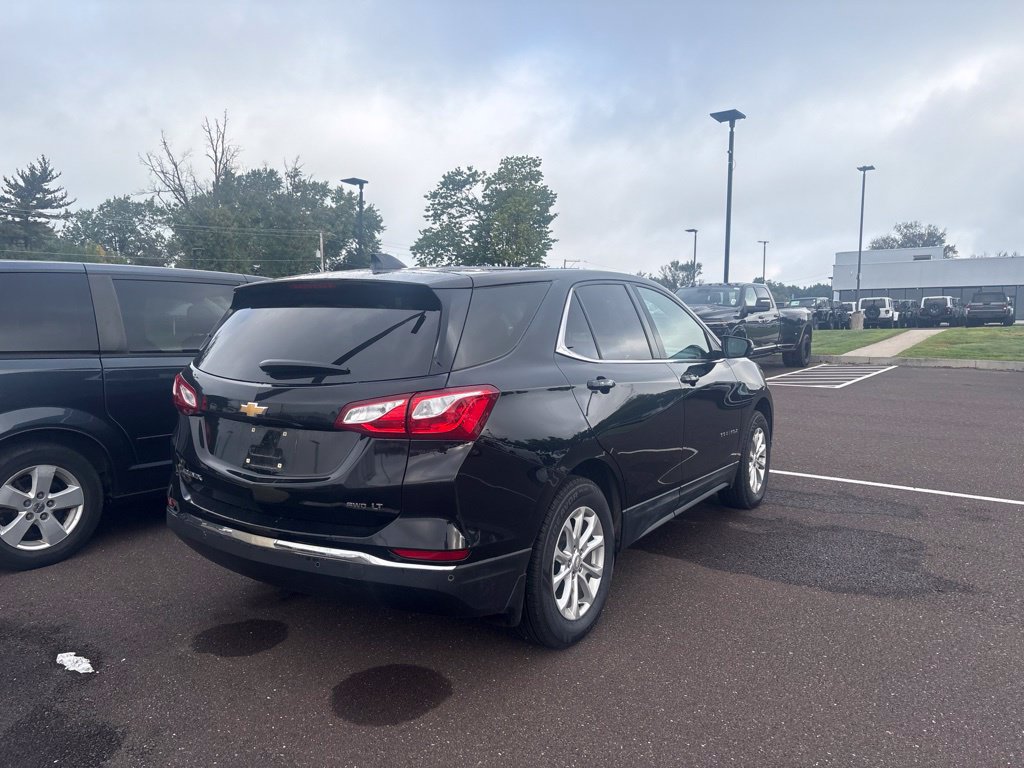 Used 2019 Chevrolet Equinox LT AWD/4WD image 2