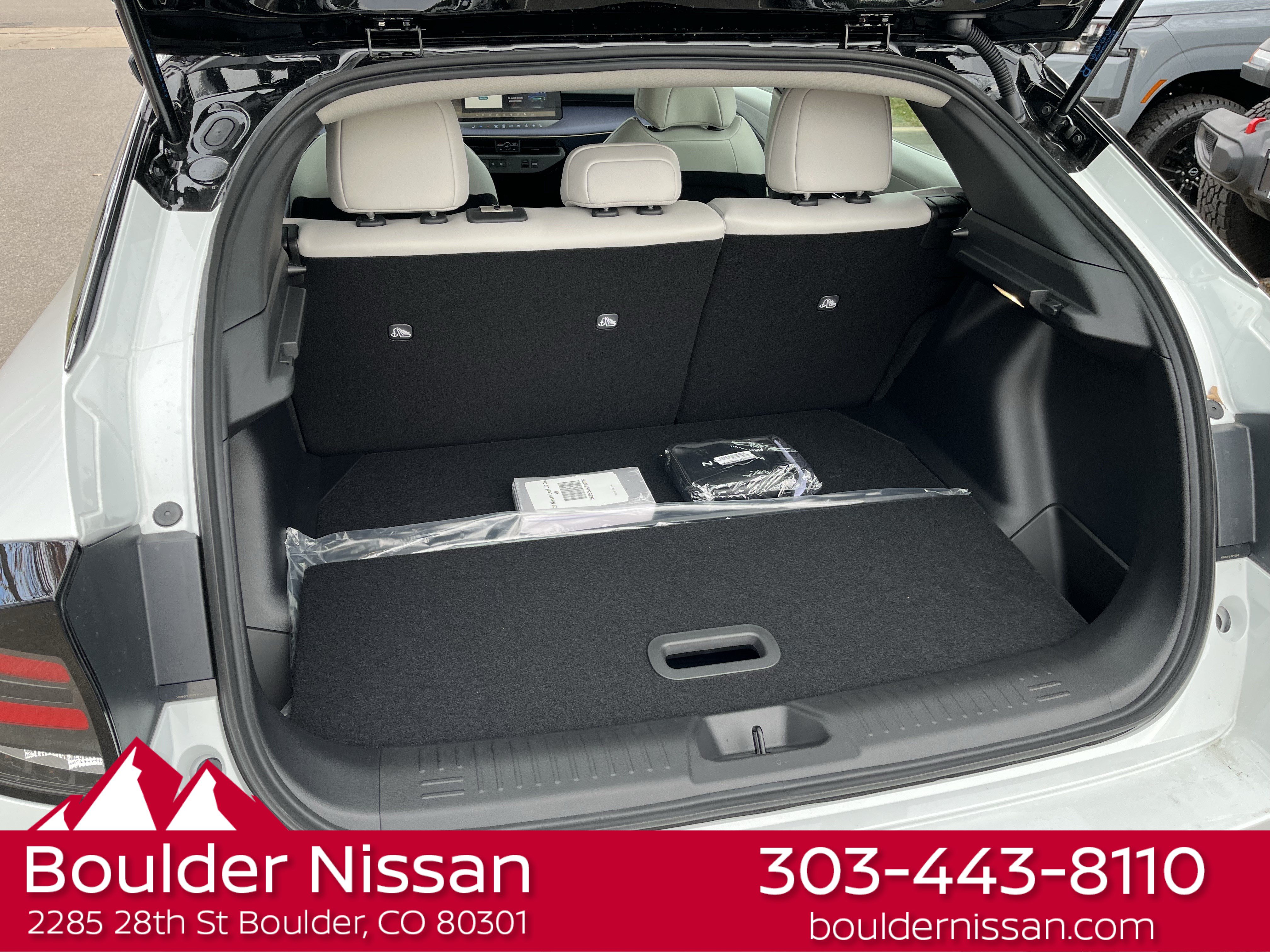 New 2026 Nissan Leaf SV+ w/ Floor Mat Package (SV+) FWD image 28