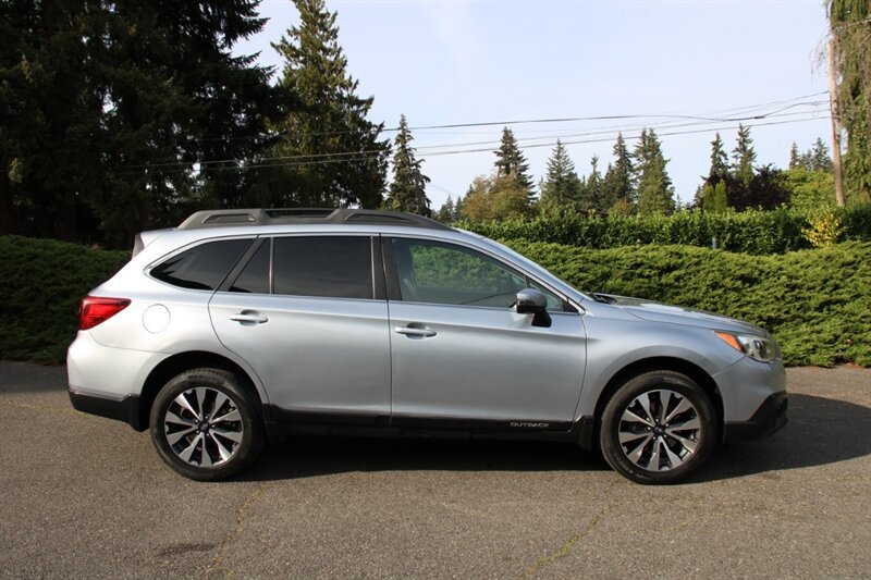 Used 2016 Subaru Outback 3.6R Limited AWD/4WD image 13