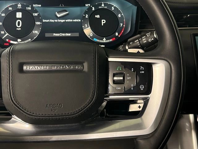 Certified 2025 Land Rover Range Rover SE image 39