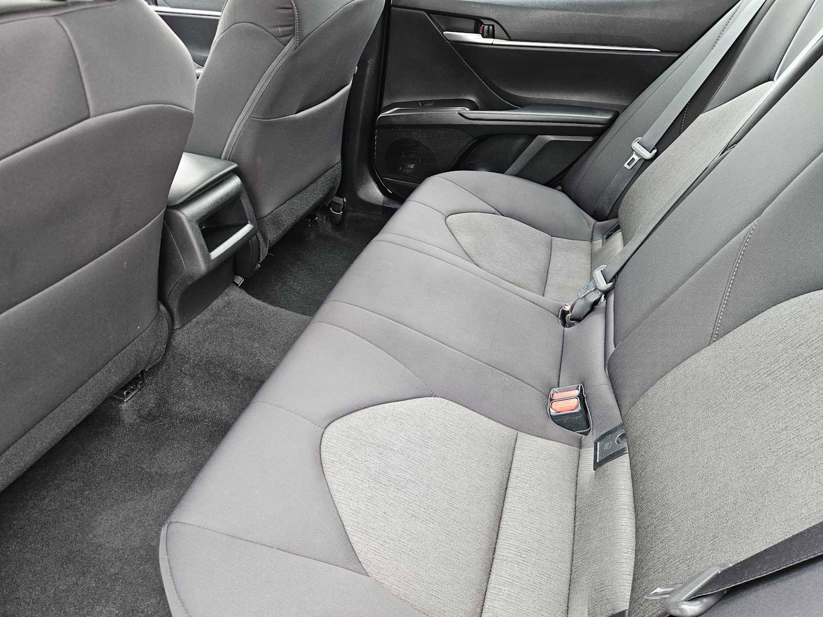 Used 2024 Toyota Camry LE image 28