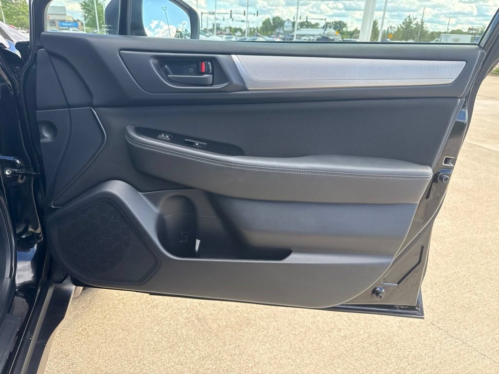 Used 2018 Subaru Outback 2.5i AWD/4WD image 20