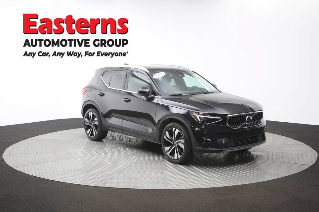 Used 2025 Volvo XC40 B5 Plus AWD/4WD image 50