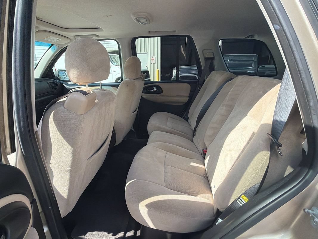 Used 2006 Chevrolet TrailBlazer LS AWD/4WD image 11