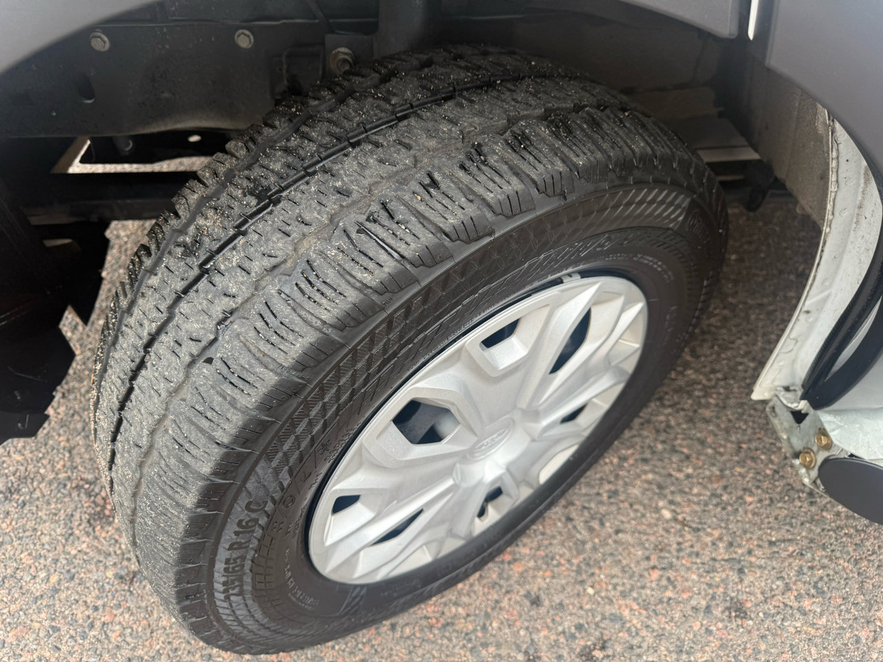 Used 2024 Ford Transit 250 Low Roof w/ Exterior Upgrade Package image 33