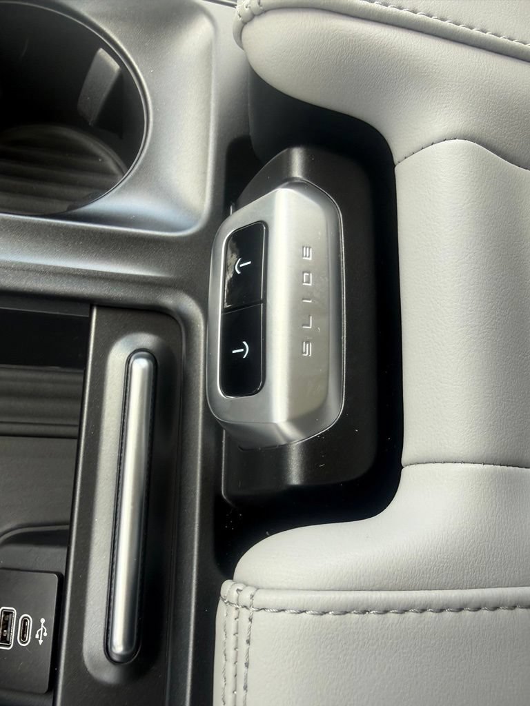 New 2026 Ford Expedition Active AWD/4WD image 23