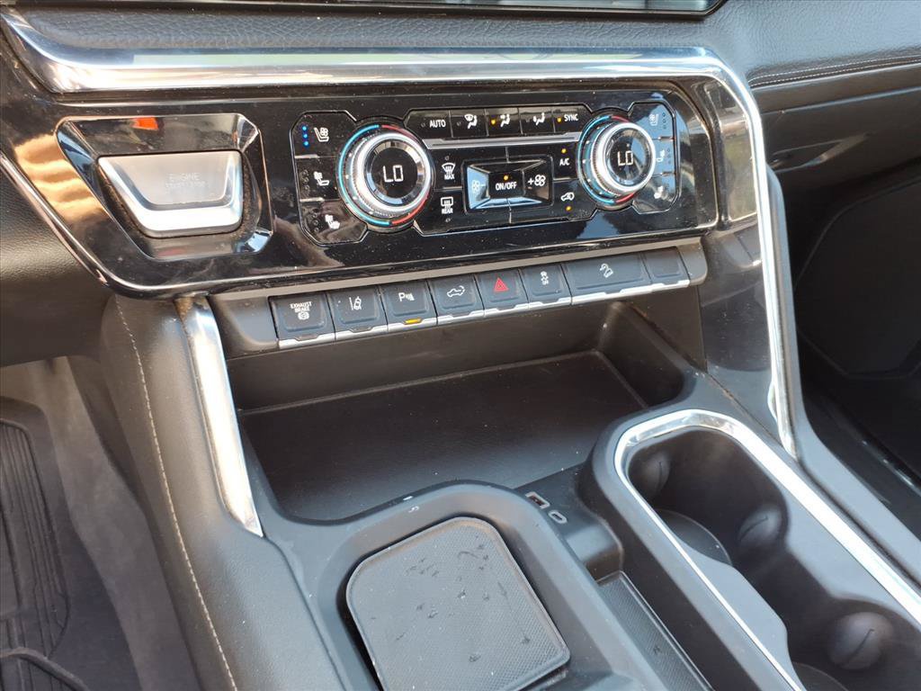 Used 2024 GMC Sierra 3500 Denali w/ Denali Reserve Package AWD/4WD image 30