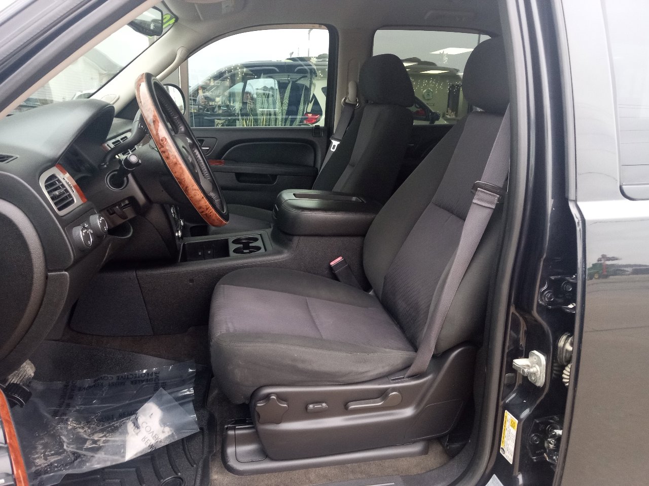 Used 2013 GMC Yukon SLE w/ Convenience Package image 13