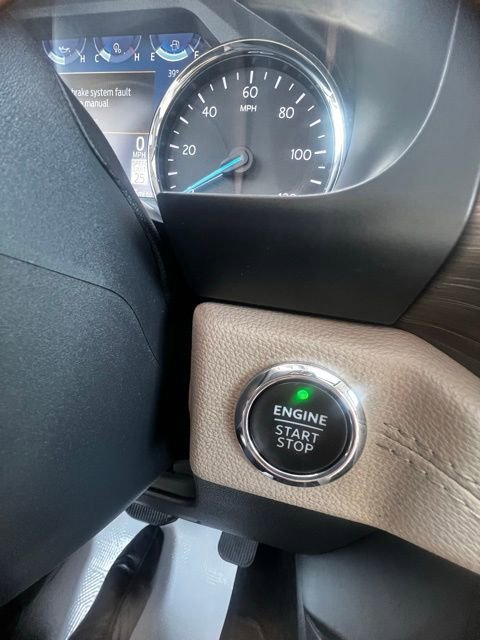 Used 2022 Ford Expedition Max Limited image 29