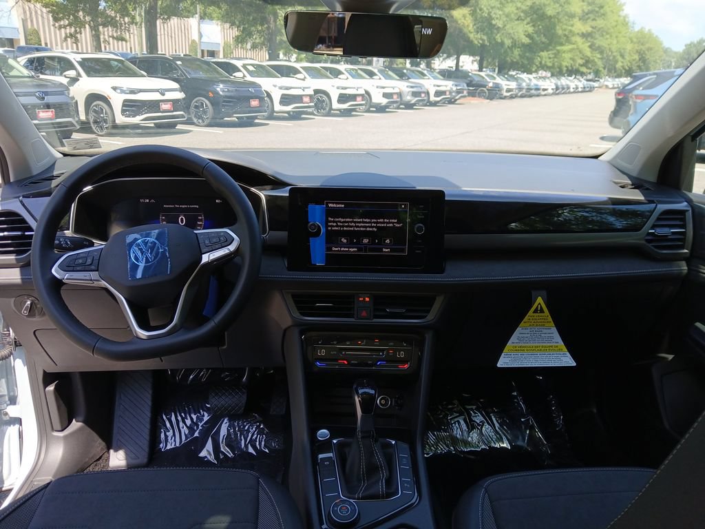 New 2026 Volkswagen Taos SE AWD/4WD image 12