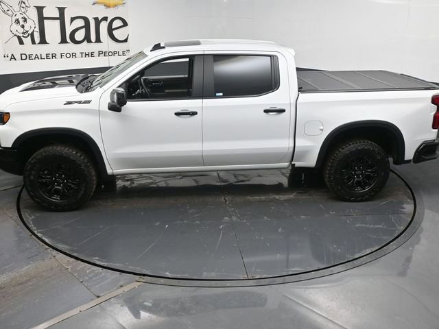 Used 2024 Chevrolet Silverado 1500 ZR2 w/ Technology Package image 42