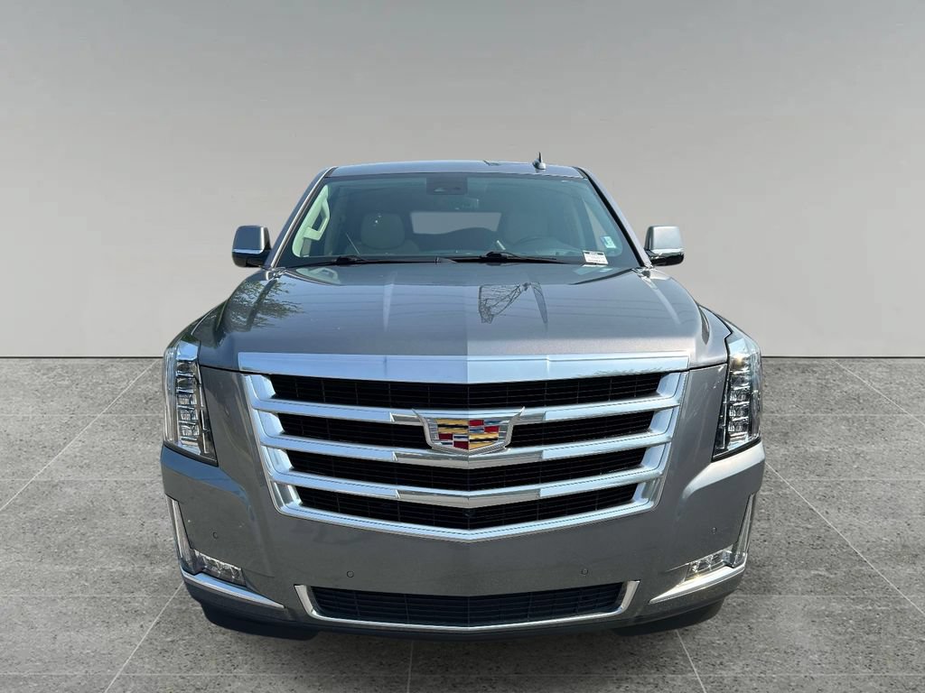 Used 2020 Cadillac Escalade Luxury AWD/4WD image 8