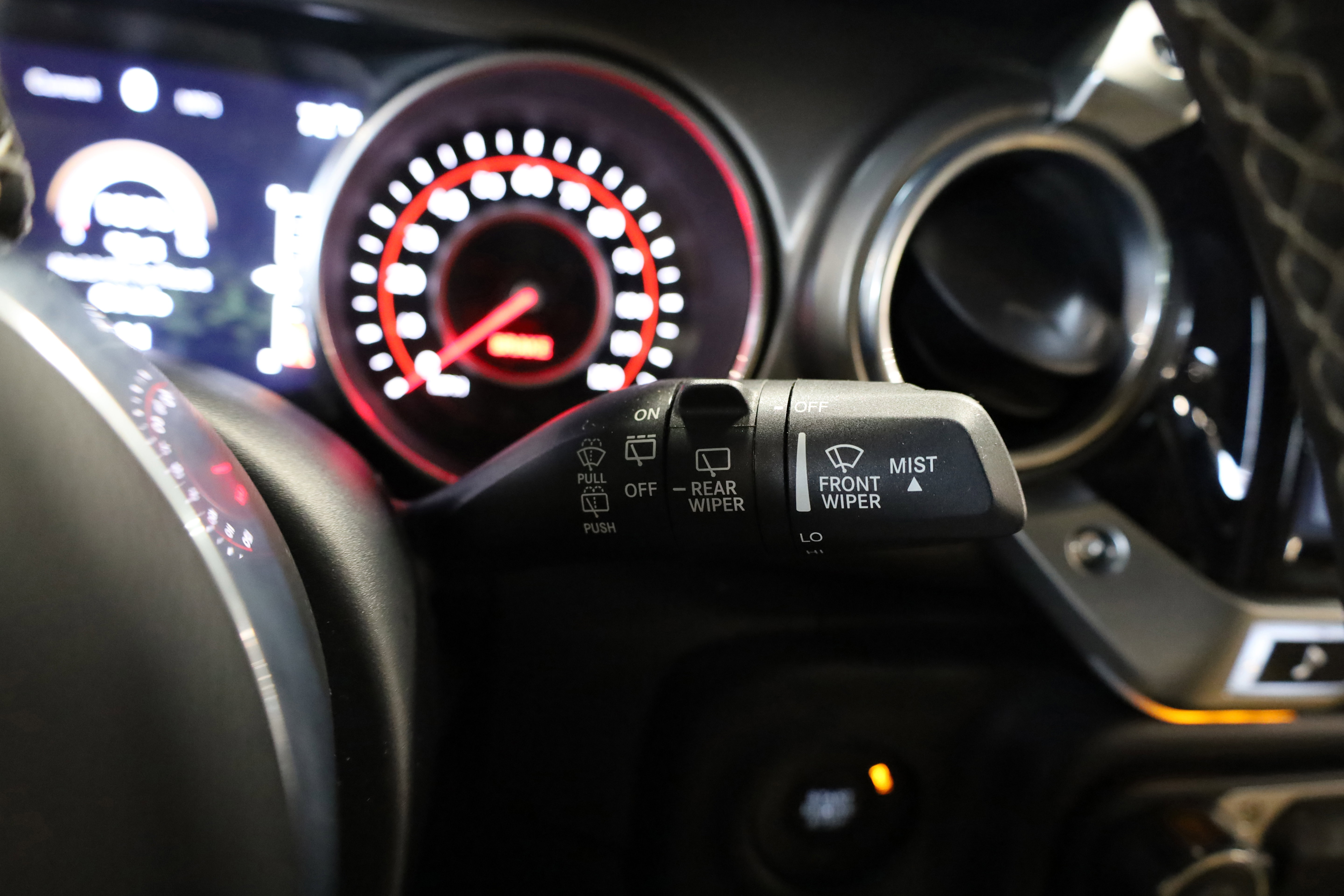 Used 2018 Jeep Wrangler Unlimited Rubicon image 23