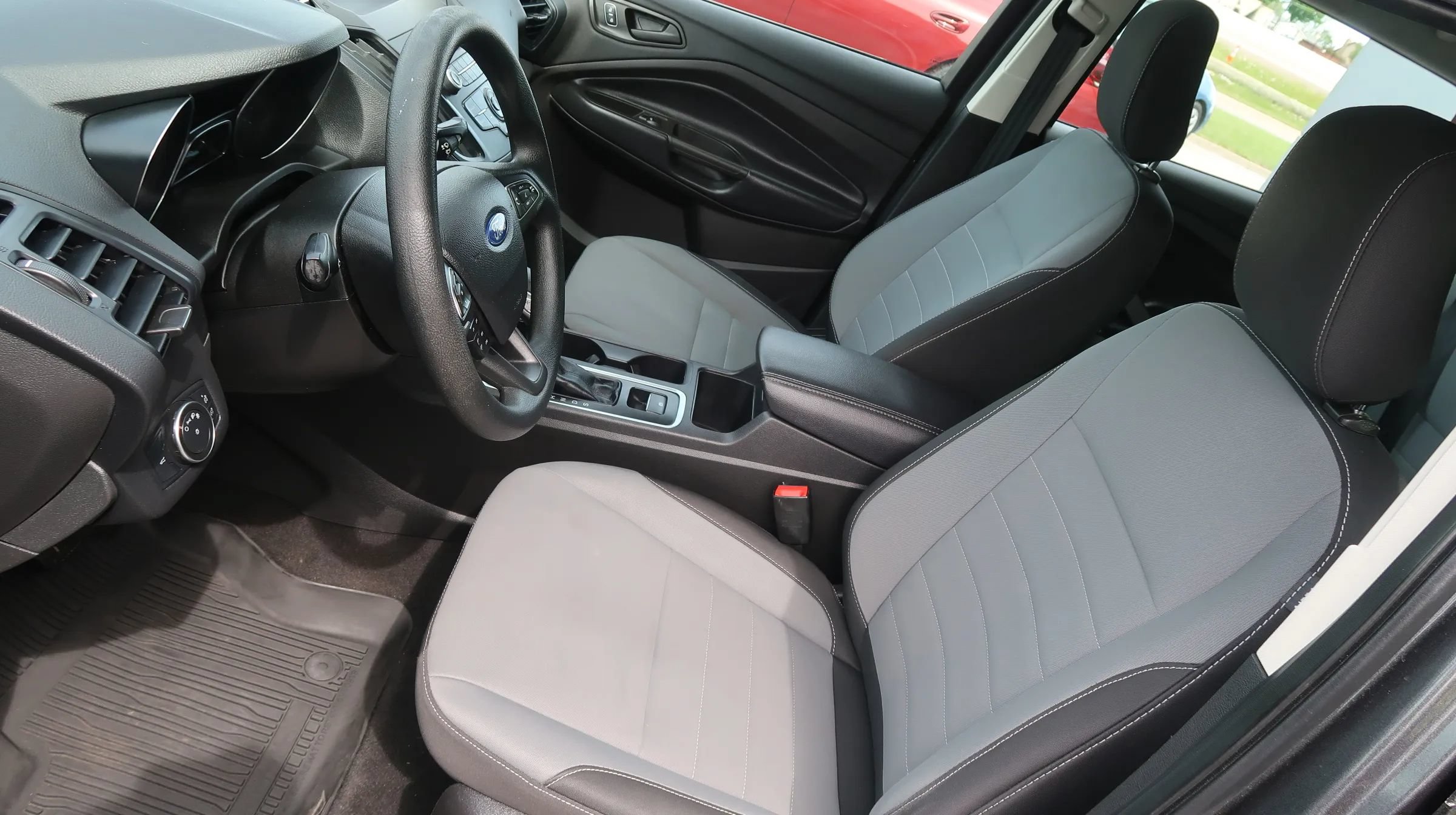 Used 2019 Ford Escape S FWD image 17