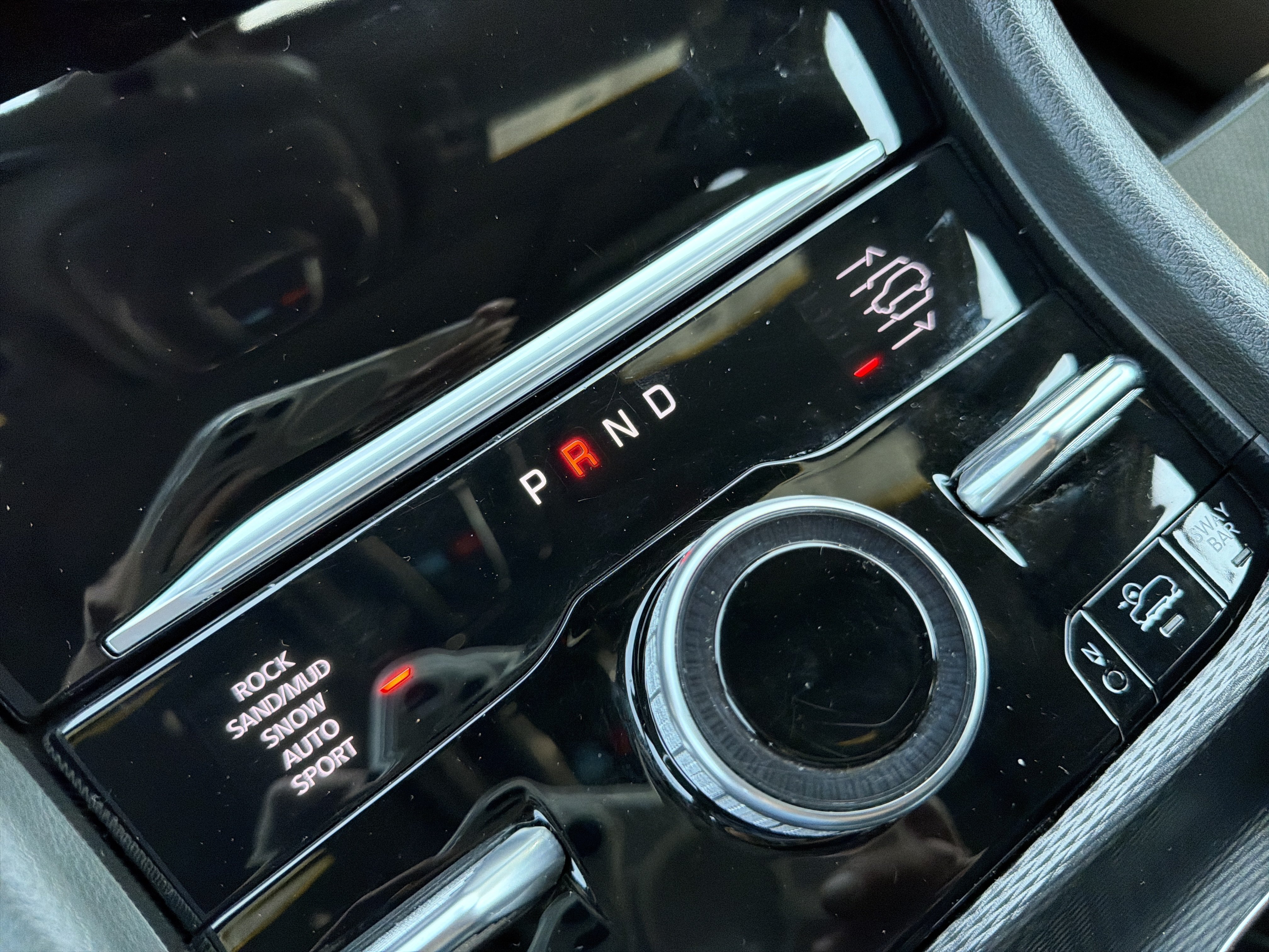 Used 2024 Jeep Grand Cherokee Trailhawk w/ Advanced Protech Group II AWD/4WD image 32