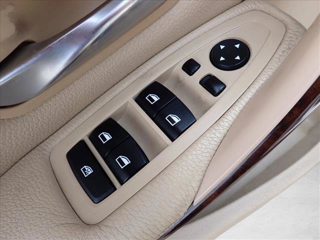 Used 2014 BMW 335i Sedan RWD image 13